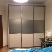 Встроенный шкаф-купе SHV245